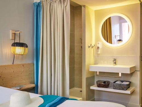 Classic Double Room with Garden View
