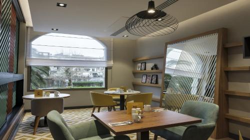 Holiday Inn Istanbul Old City - image 7