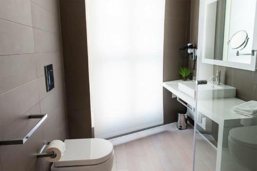 Rigel Villanova Rooms - image 5