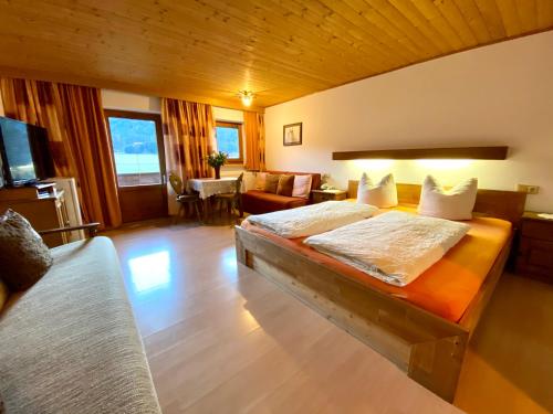 Lechnerhof Hotel-Garni - image 14