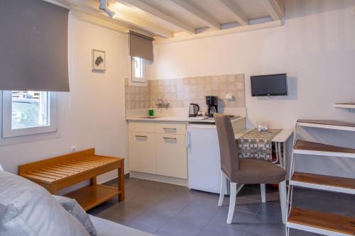 Alkyoni Studios, Andros (photo 3)