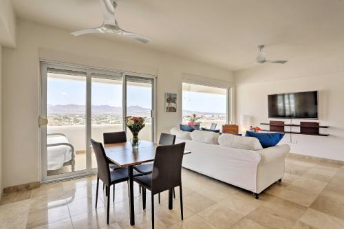 Cabo Condo in Pedregal Area with Amenities and Views in Cabo San Lucas, Mexico
