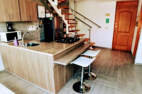 Kitchen, Aptos vista al Embalse, frente al lago, Restaurantes, Bares in Guatape