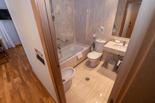 Hotel Castilla Vieja - image 6