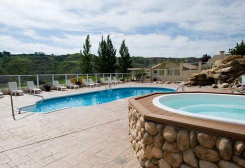 Paradise Canyon Golf Resort, Signature Condo 380