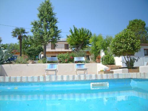 Swimming pool, Agriturismo Ponterosa in Morrovalle