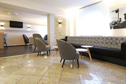 ผับ/เลาจน์, ทิวลิป อินน์ แฟรงค์เฟิร์ต แอร์พอร์ต (Tulip Inn Frankfurt Airport) in นอย-อิเซนบูร์ก