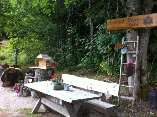 Ferienwohnung Waldblick 4.7km von Häg-Ehrsberg entfernt