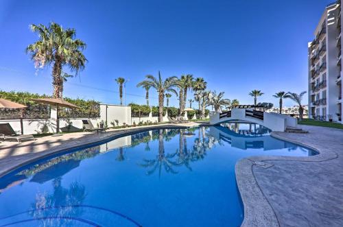 Modern Condo with Jetted Tub, Balcony and Ocean View! in Cabo San Lucas, Mexico