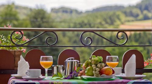 Balcony/terrace, Landhaus Heimisch Bed & Breakfast in Geisfeld