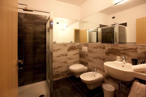Hotel La Meridiana - 화장실