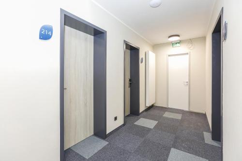 Smart Stay Hotel Station - image 5