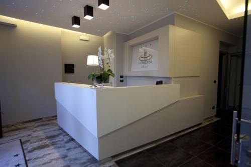 Hotel La Meridiana - 로비