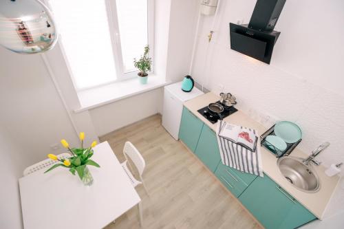 Kjøkken, Квартира біля центральної площі Перспективна 22 (Квартира біля центральноі площі Перспективна 22) in Kirovohrad