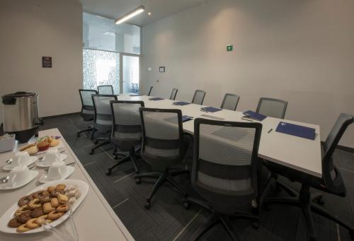 Microtel Inn & Suites by Wyndham Irapuato, Irapuato (fotografie 7)