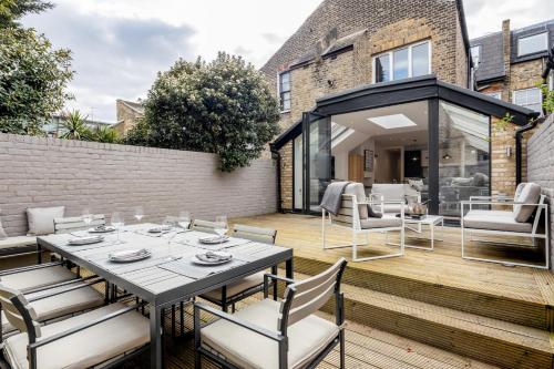 The Fulham - Luxury Apartment With A Stunning Private Deck