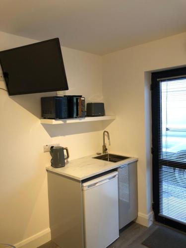 Skellig Port Accommodation - 1 Studio Bed Apartment