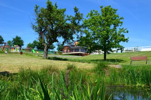 Hotel Horse Riding - Jezdecký Areál Tršice