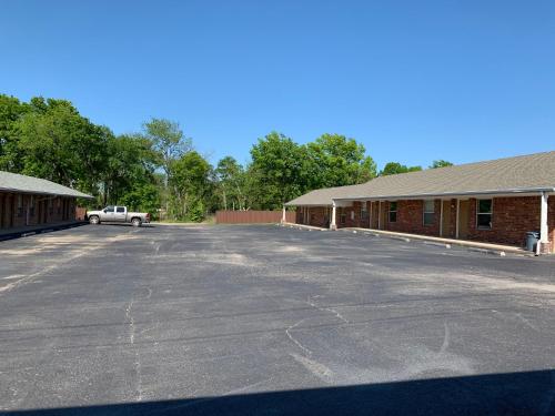 Budget Inn Madill