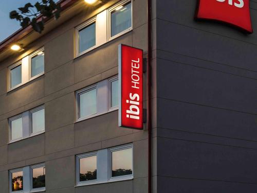 Ibis Cornella