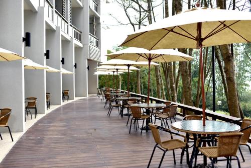 Bamboo Rock Garden Resort4