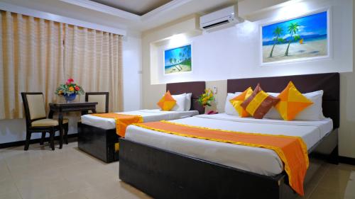 room detail thumbnail 0