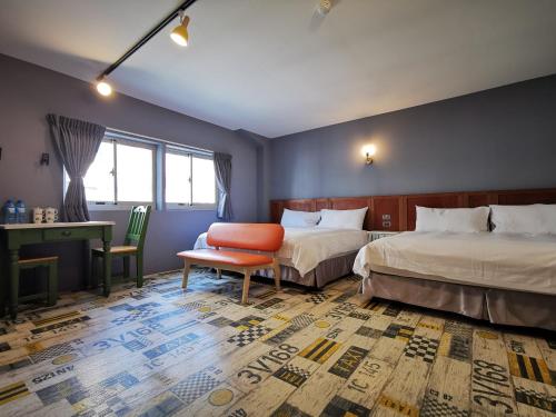 room detail thumbnail 1