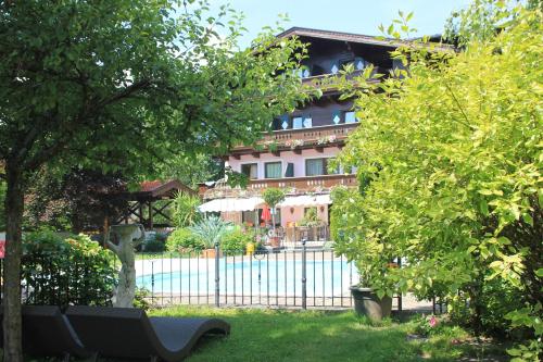 Altachhof Hotel und Ferienanlage - Jokercard im Sommer inklusive in Saalbach-Hinterglemm