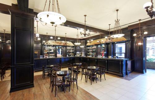 ผับ/เลาจน์, PortAventura® Hotel Gold River - Includes PortAventura Park Tickets in บียา เซกา