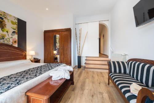 251912168 Monnaber Nou Finca Hotel & Spa