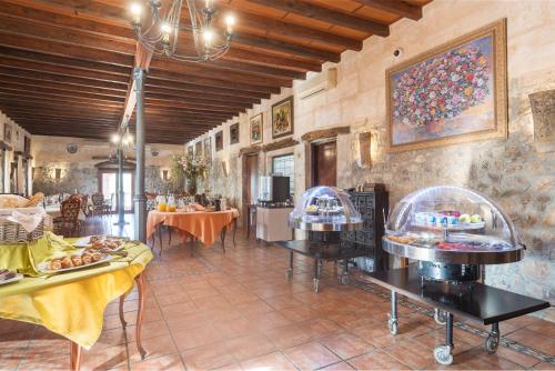 251914128 Monnaber Nou Finca Hotel & Spa