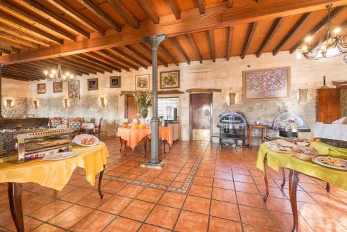 251914199 Monnaber Nou Finca Hotel & Spa