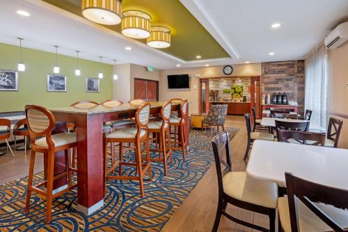 La Quinta Inn & Suites by Wyndham Boise Airport