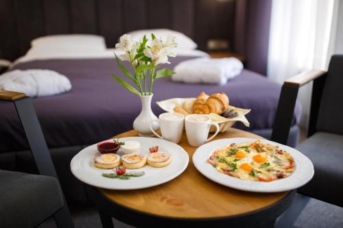 251916242 Kulikovskiy hotel
