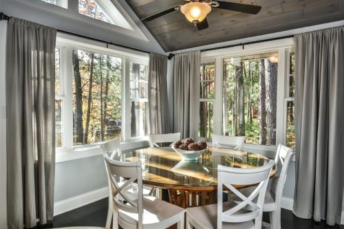 Ruffin It - Hiller Vacation Homes cabin - image 3