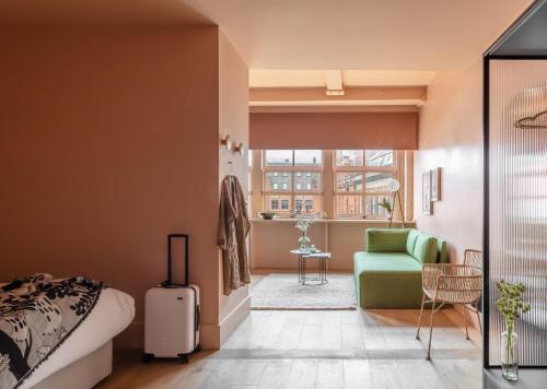 room detail thumbnail 0