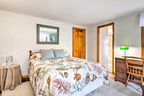 2 Mi to Shore Home with BBQ and Beach Gear in Mashpee 2 Mi to Shore Home with BBQ and Beach Gear in Mashpee