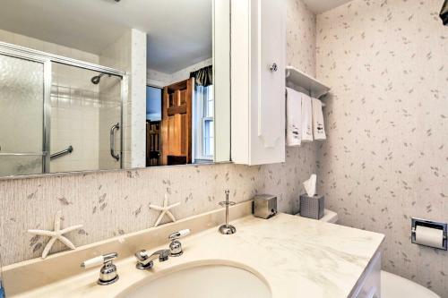 2 Mi to Shore Home with BBQ and Beach Gear in Mashpee 2 Mi to Shore Home with BBQ and Beach Gear in Mashpee