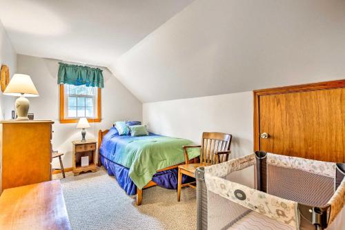 2 Mi to Shore Home with BBQ and Beach Gear in Mashpee 2 Mi to Shore Home with BBQ and Beach Gear in Mashpee