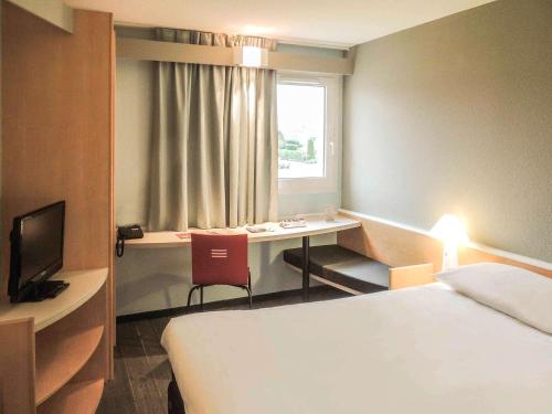 Ibis Auray