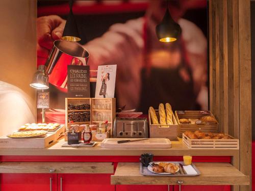 ibis Paris Vaugirard Porte de Versailles - image 2