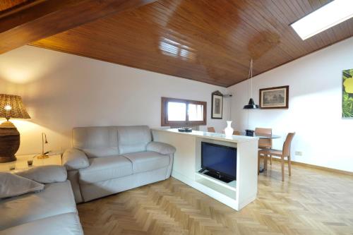 Superior Apartment image 10