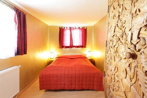 1 queen bed