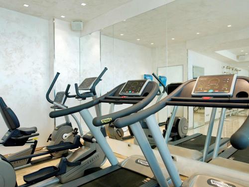 251940679 Mercure Hotel Rimini Artis