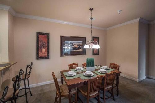 1361 Tuscana - image 4