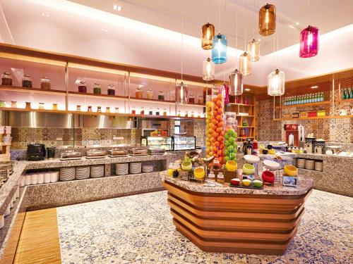 Mercure Kuala Lumpur Shaw Parade Hotel