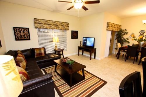 8888 Paradise Palms - image 2