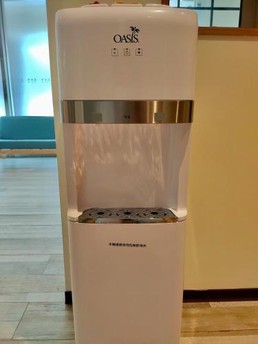 플로라 인