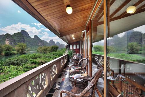 Yangshuo Mountain Retreat