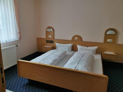 Hotel Ebner - main image